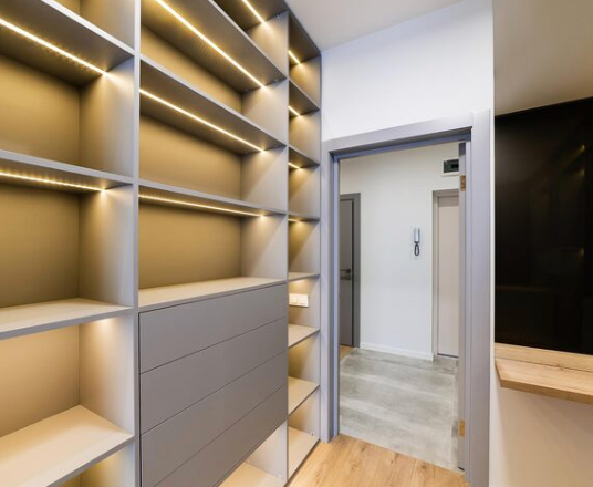 Illuminazione per armadi e contenitori